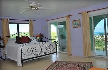 Carringtons Inn Saint Croix Island 3*,